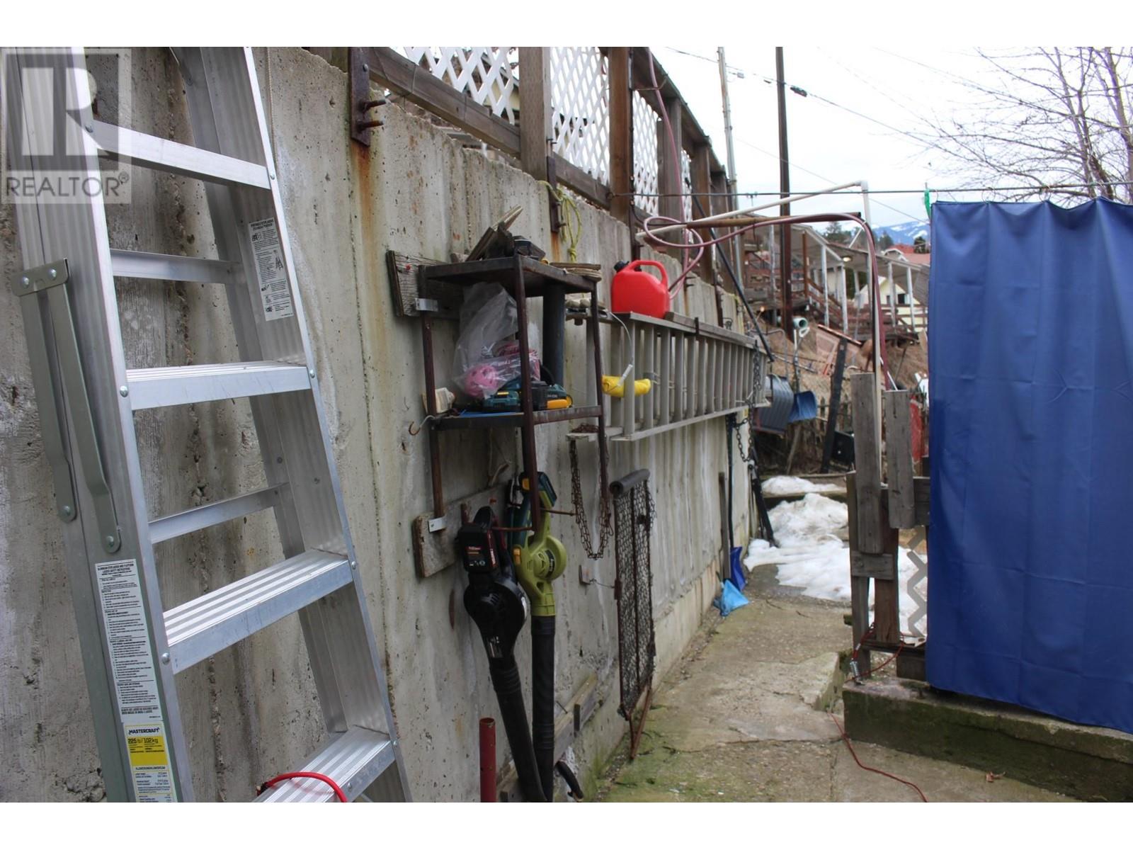 1456 Ash Street Property Photo 45