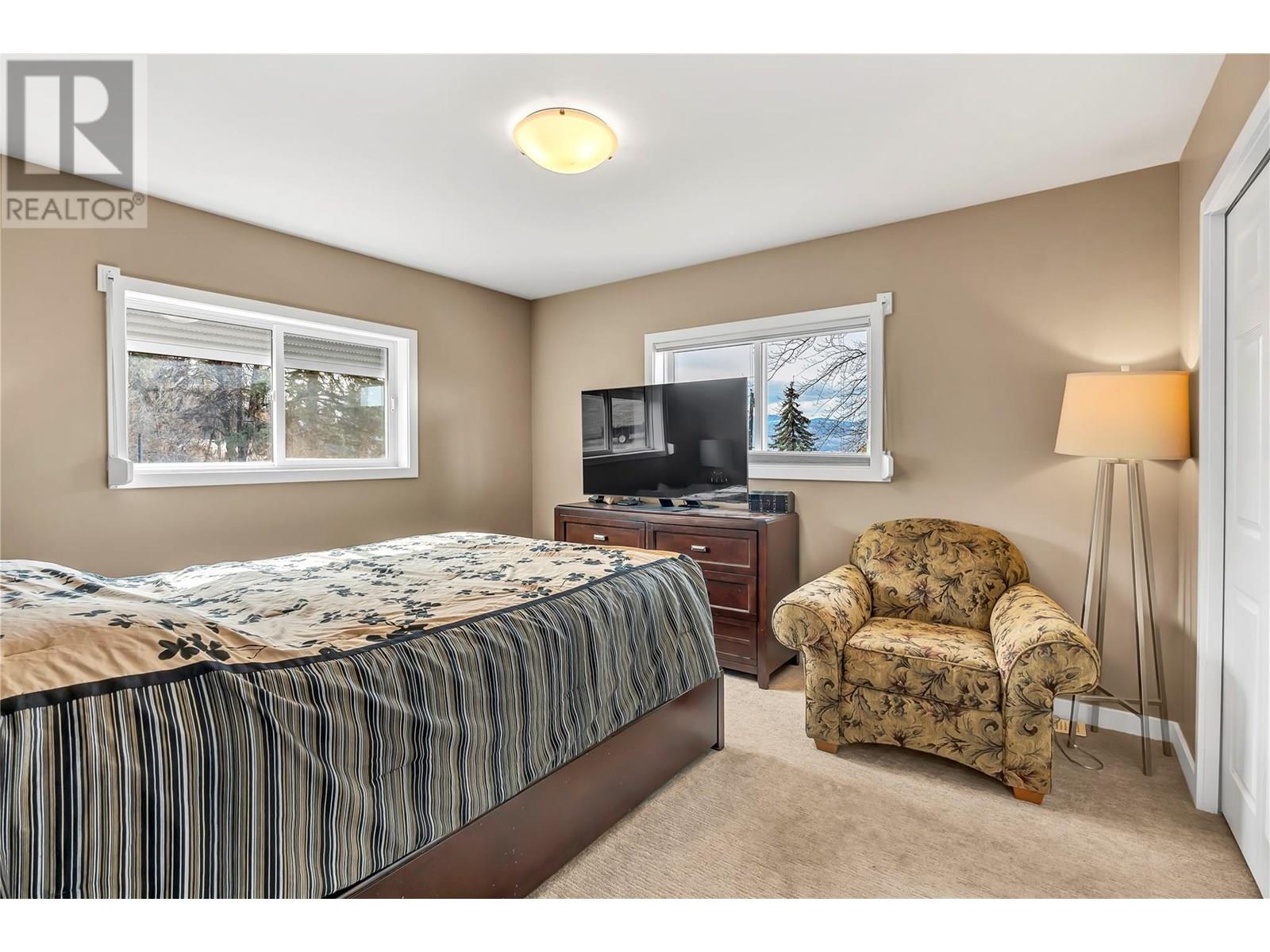 2864 Arawana Road Property Photo 31