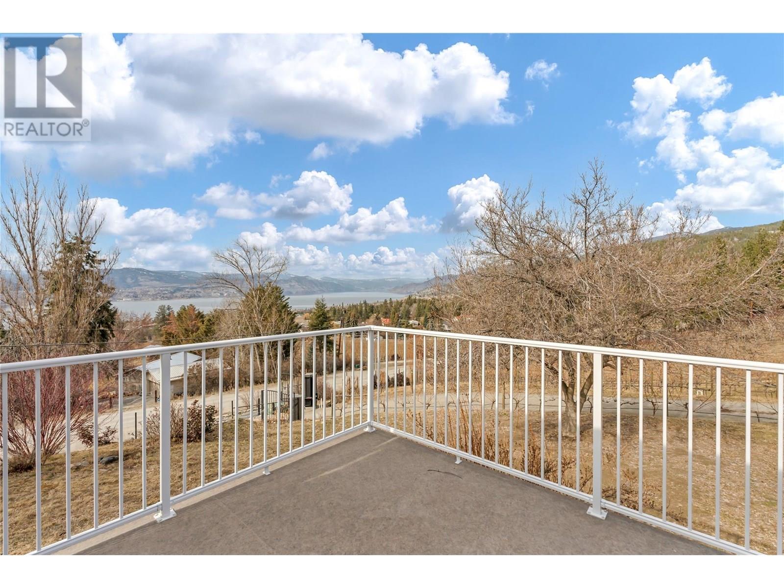 2864 Arawana Road Property Photo 37
