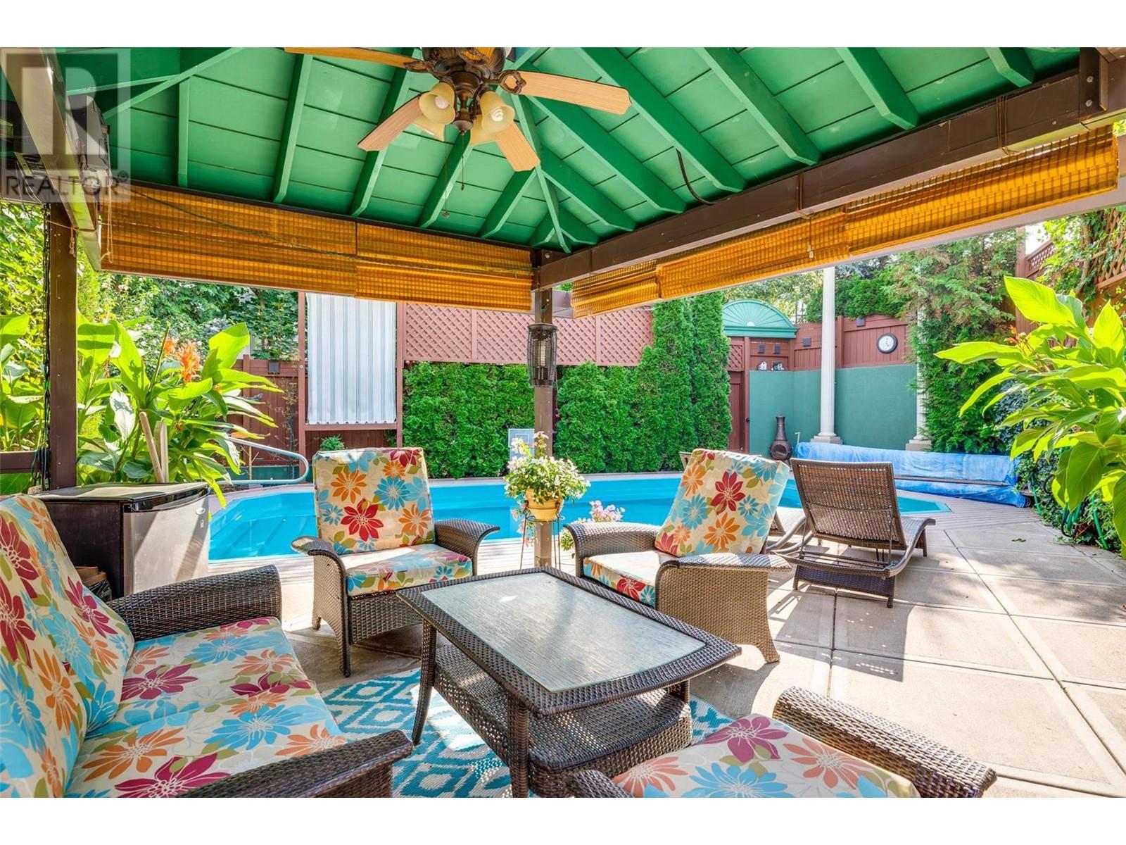 375 Trumpeter Court Property Photo 5