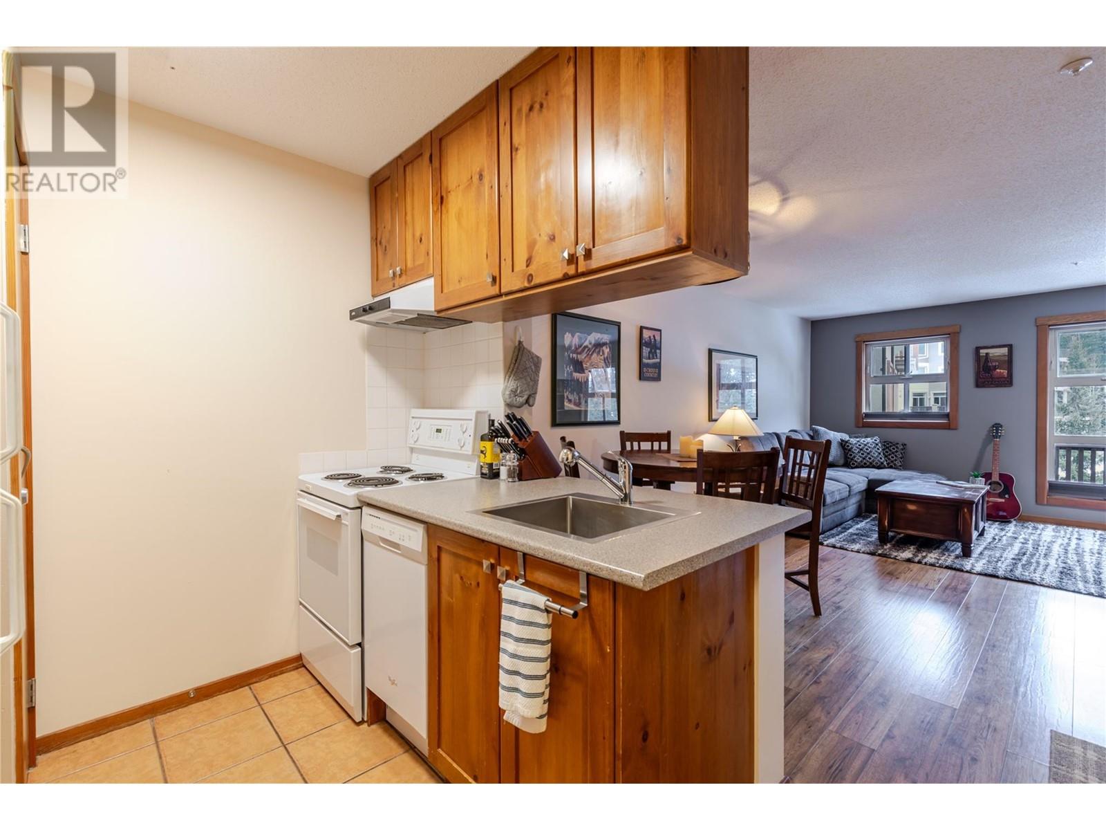 3190 Creekside Way Unit# 323 Property Photo 4