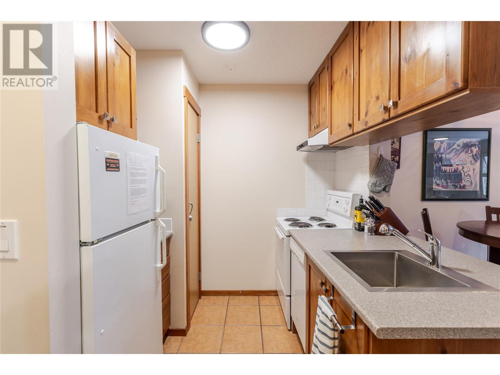3190 Creekside Way Unit# 323 Property Photo 5