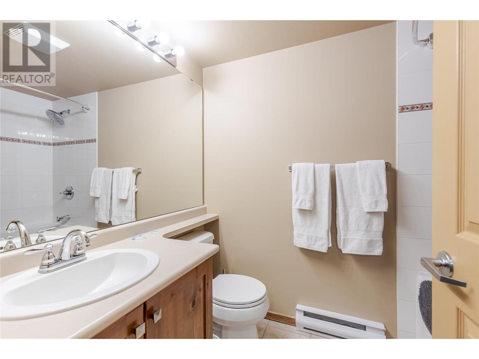 3190 Creekside Way Unit# 323 Property Photo 6