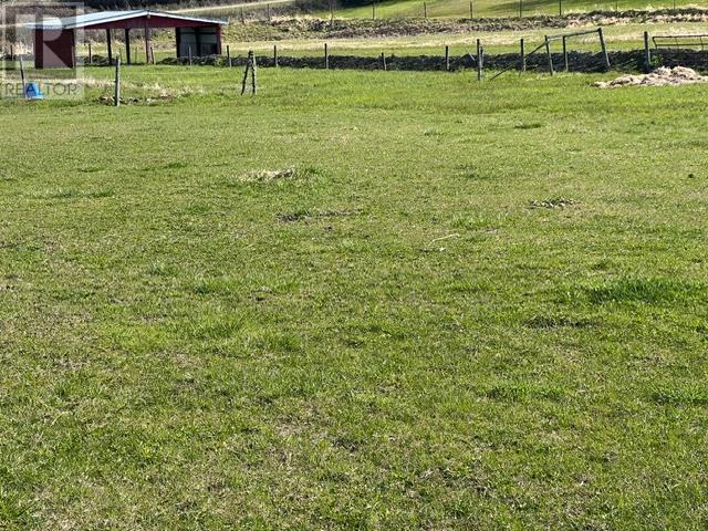 2802 Lower Wynndel Road Property Photo 9