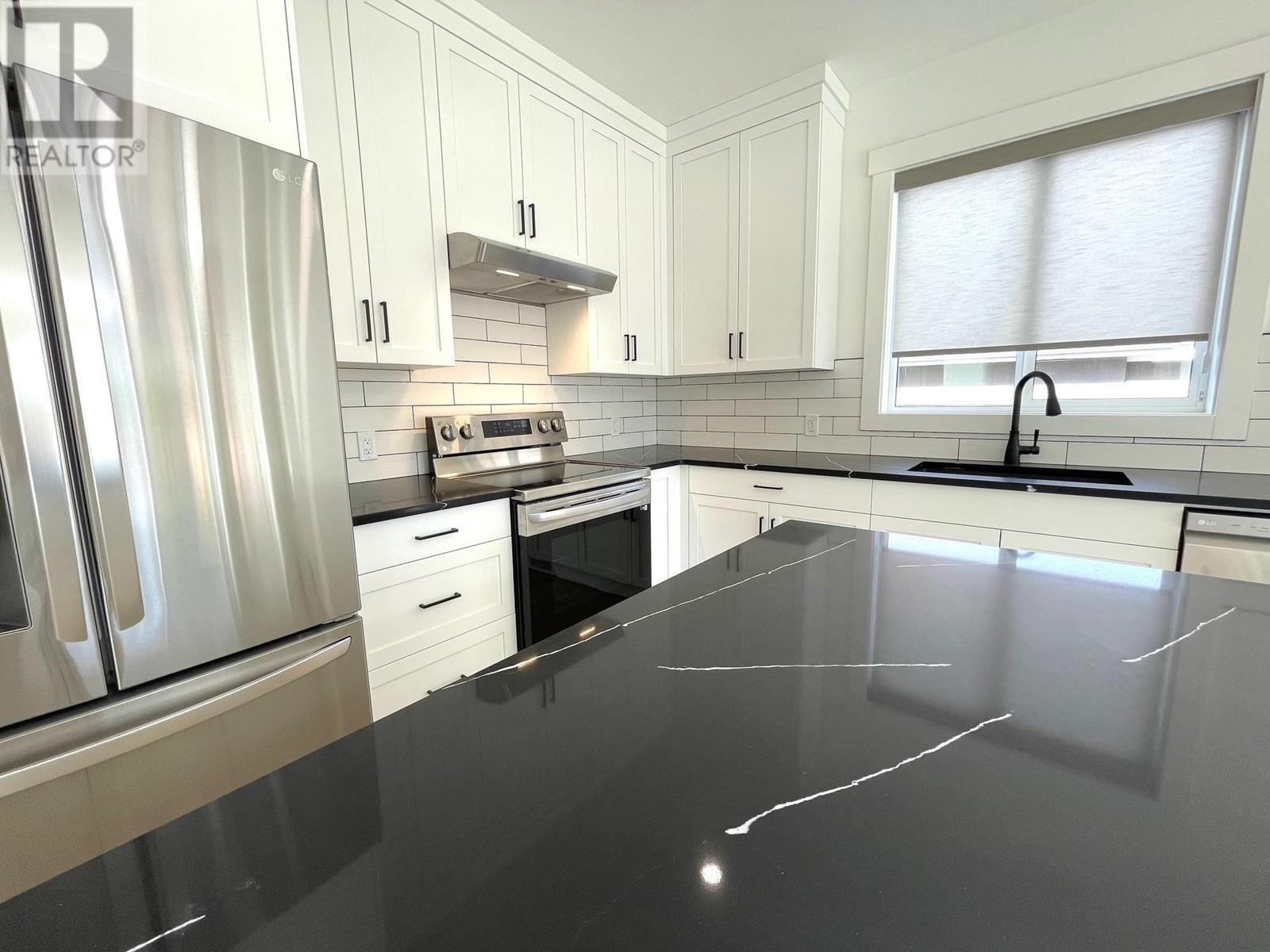 1788 Nicola Avenue Property Photo 2
