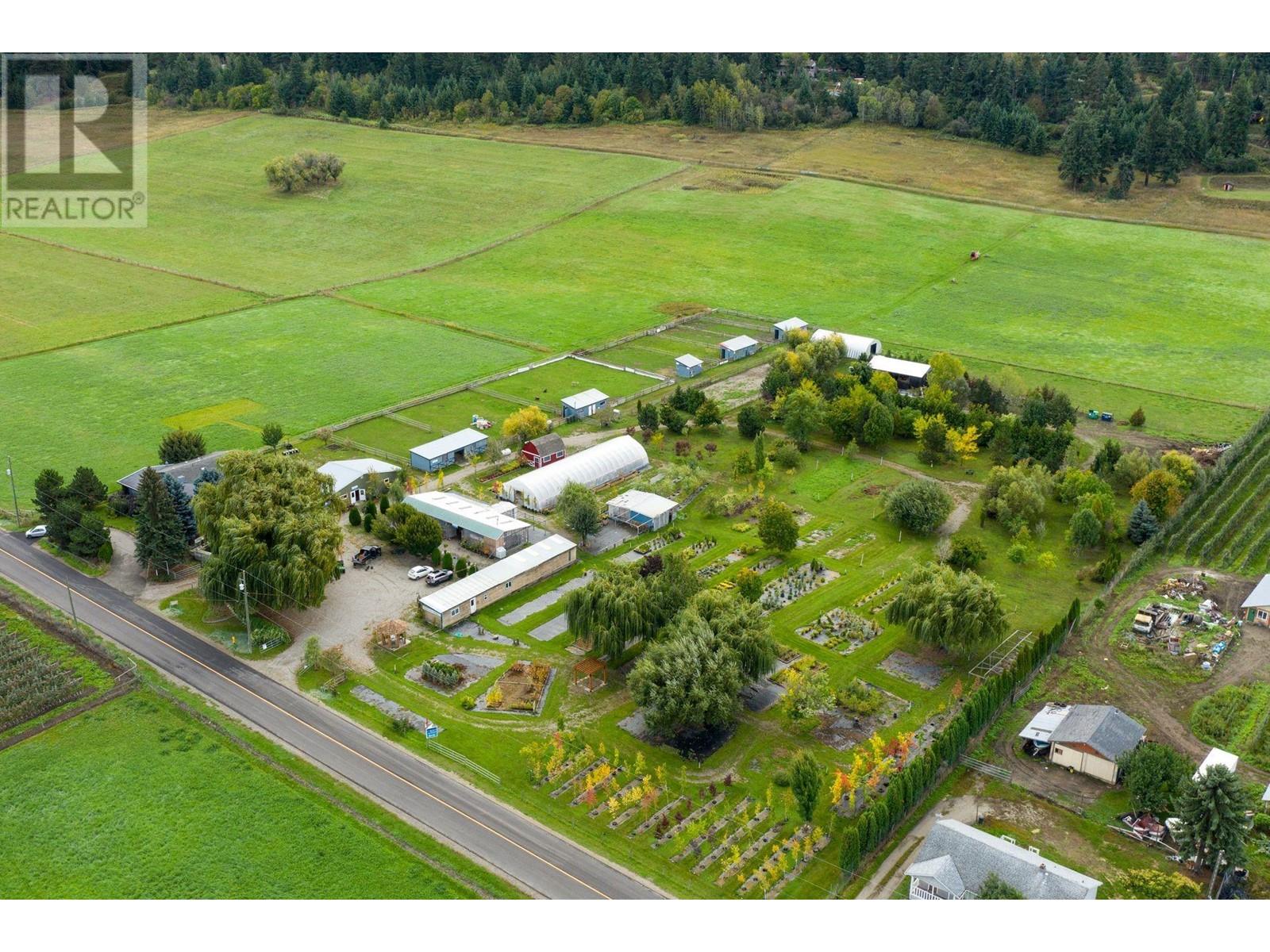 6800 Learmouth Road Property Photo