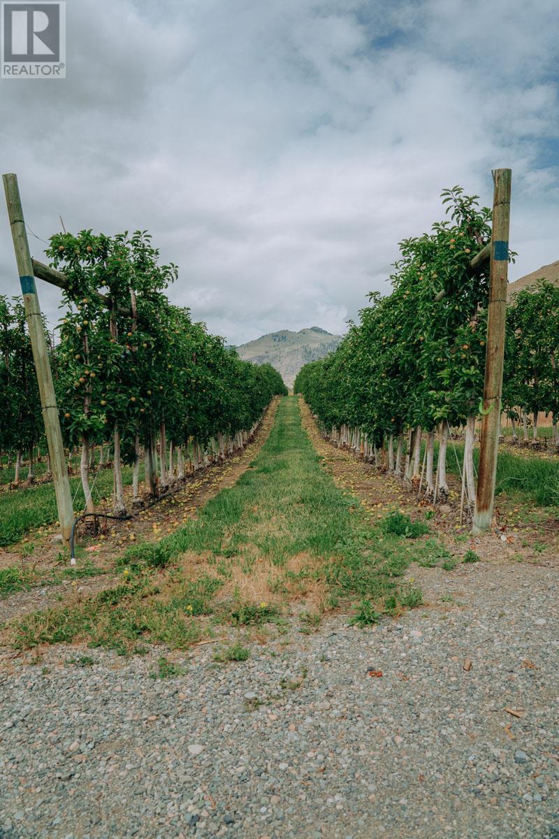 1731 Barcelo Road Property Photo 12