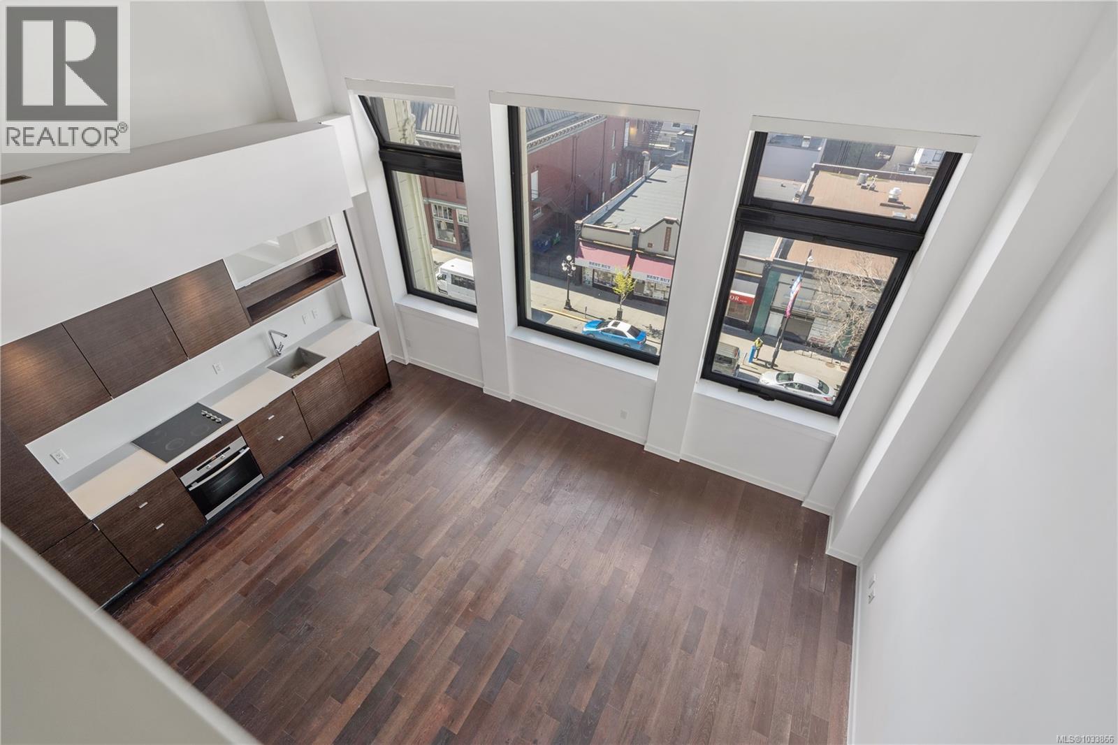 416 770 Fisgard St Property Photo 4