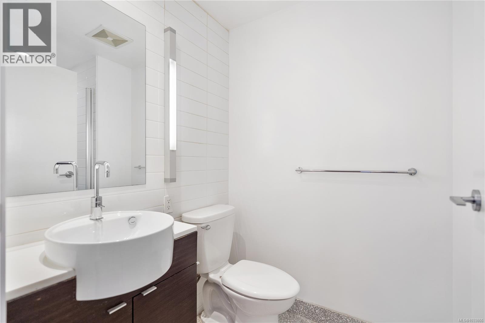 416 770 Fisgard St Property Photo 20