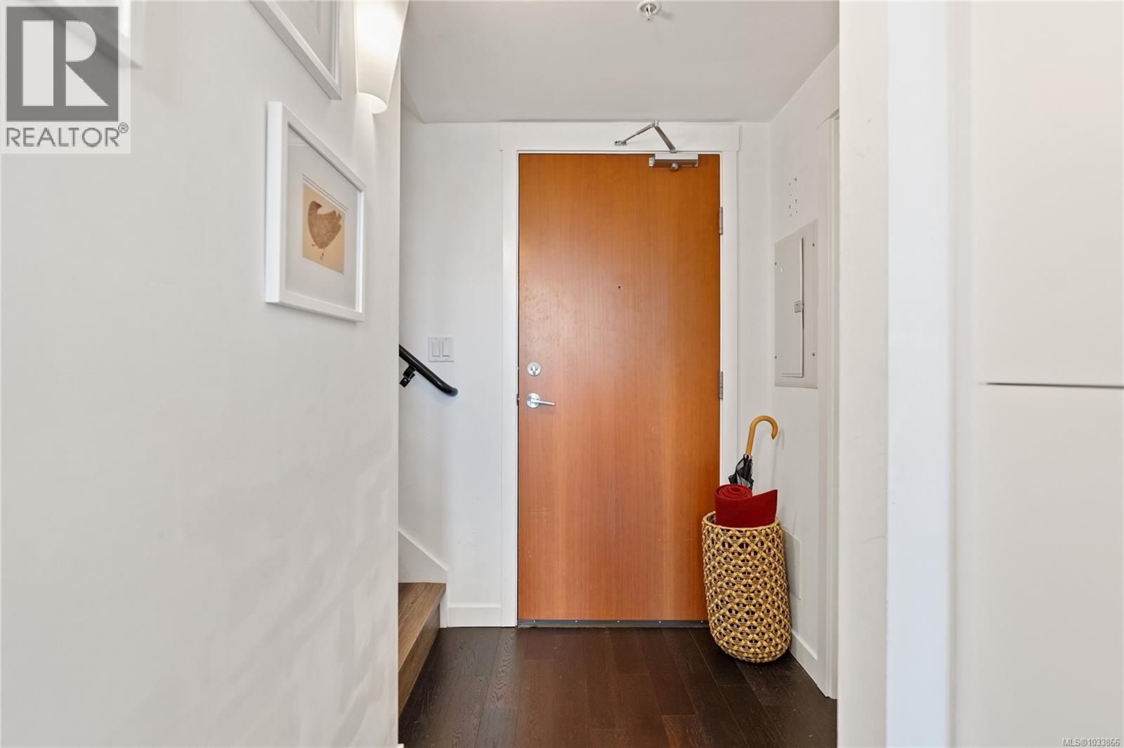 416 770 Fisgard St Property Photo 28