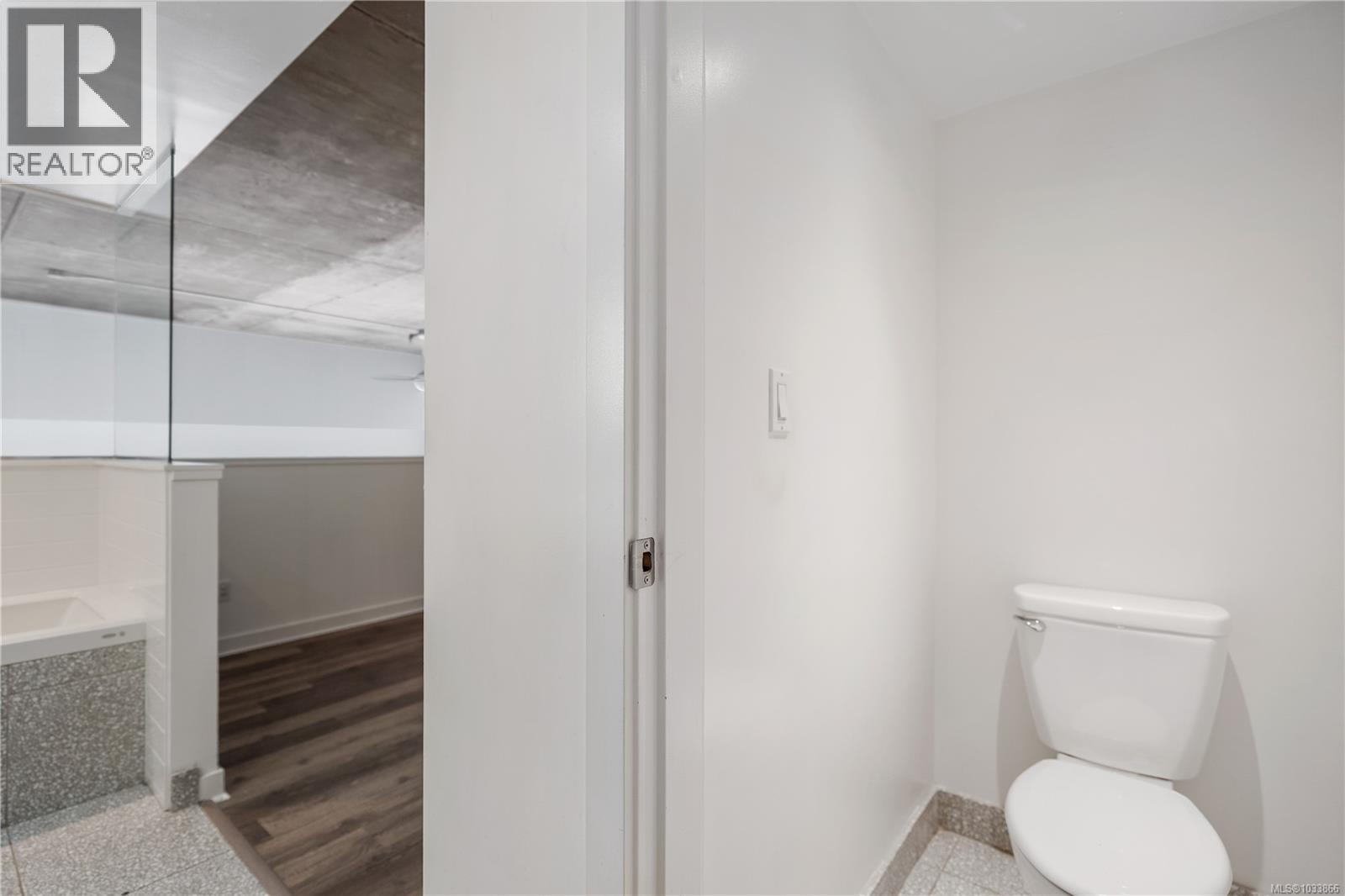 416 770 Fisgard St Property Photo 47