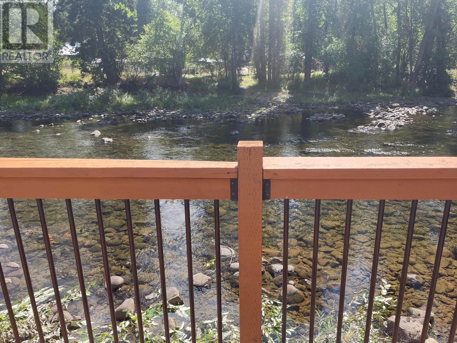 8821 3/95 Highway Property Photo 4