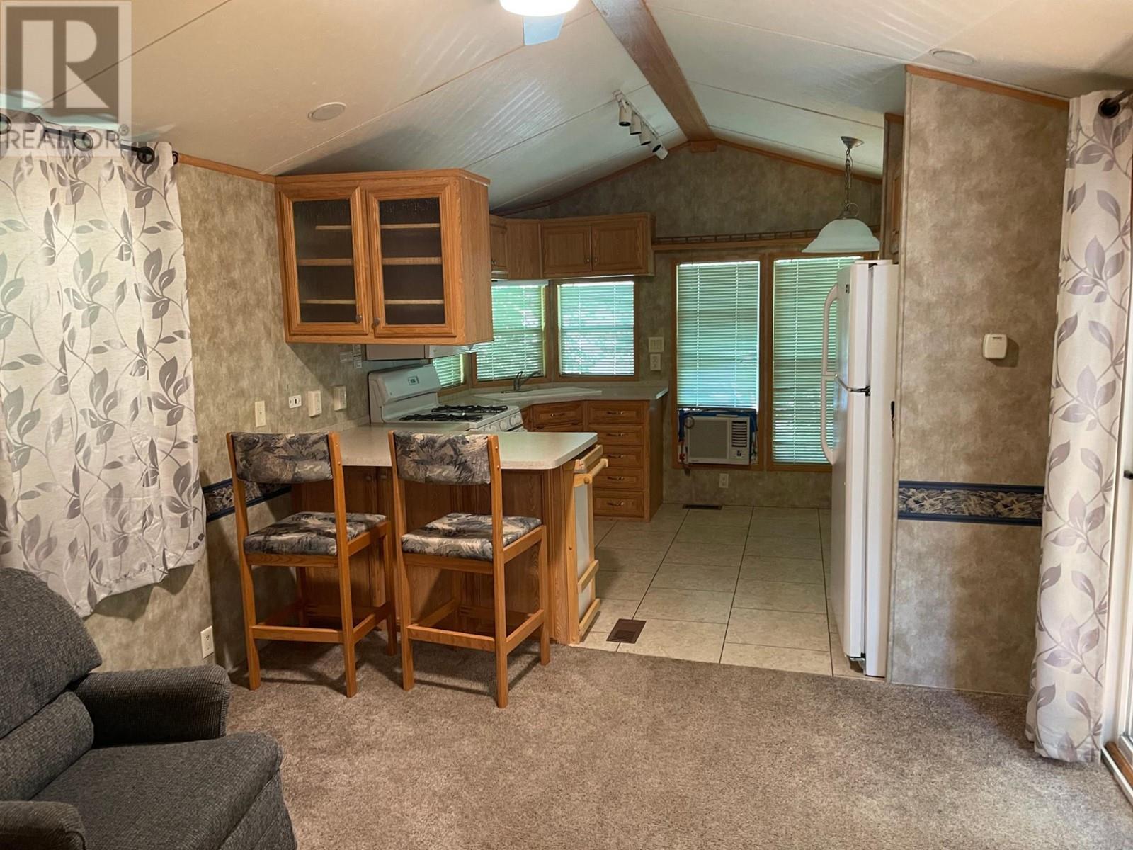 8821 3/95 Highway Property Photo 7