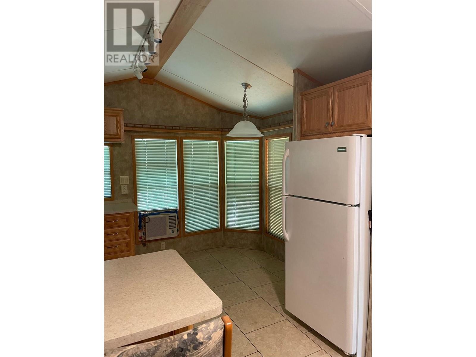 8821 3/95 Highway Property Photo 10