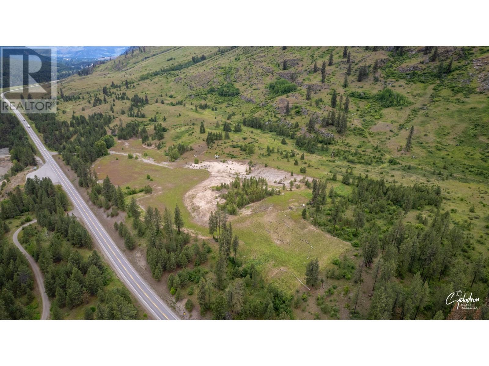 520 3 Highway Property Photo