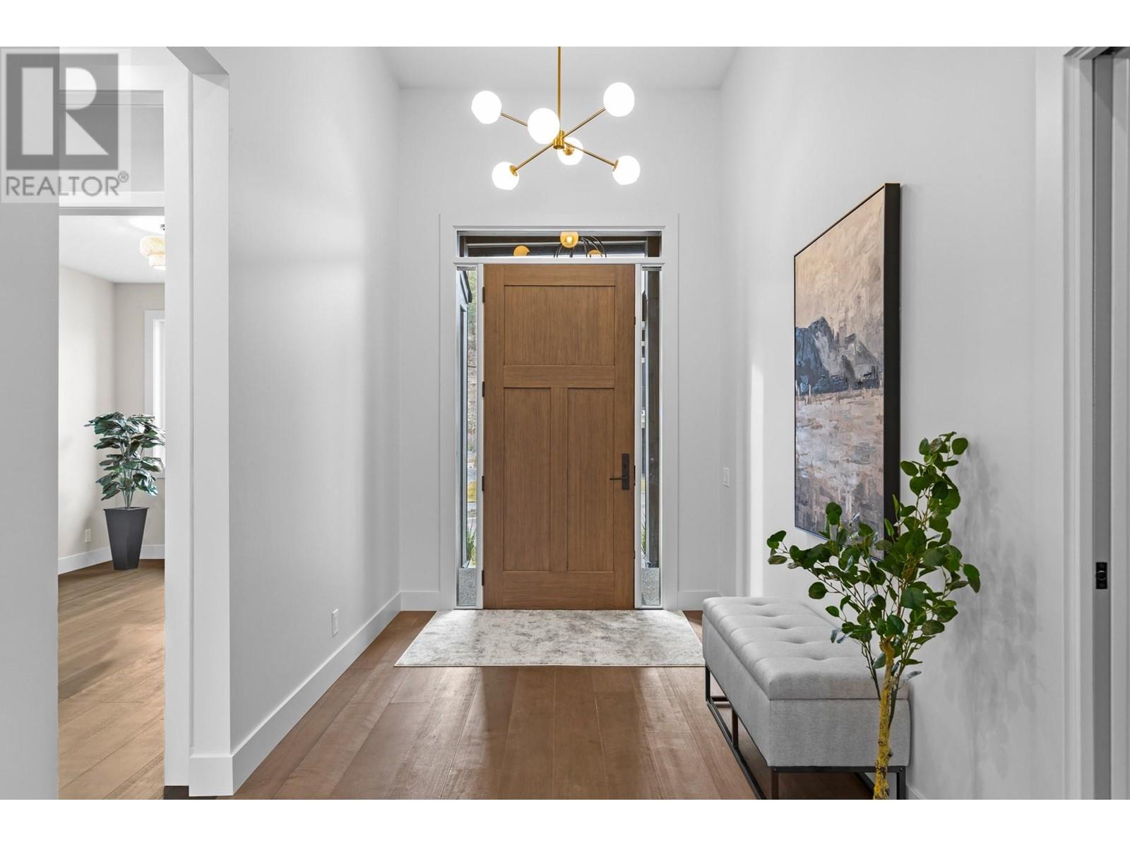 801 Melrose Street Property Photo 2
