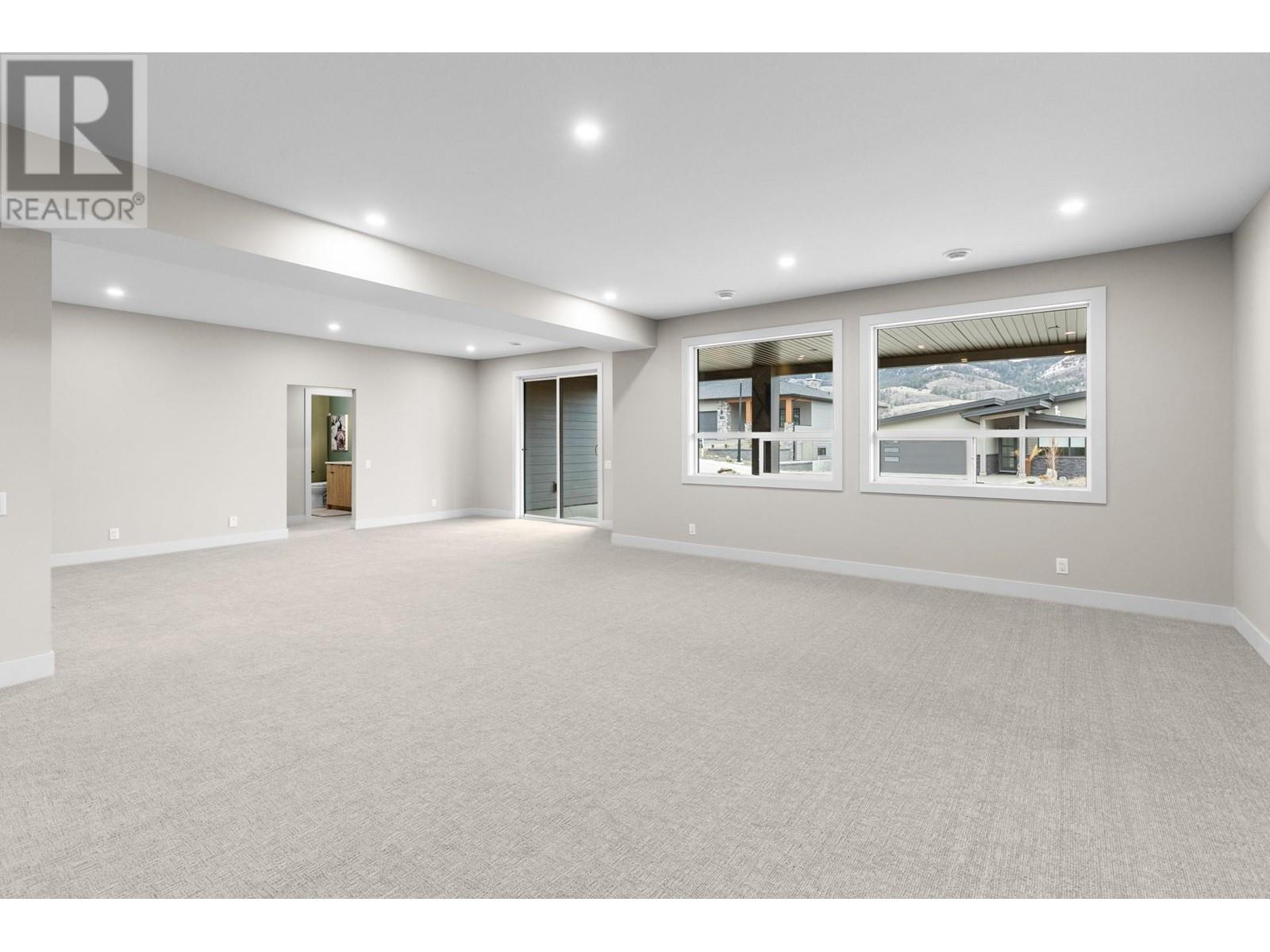 801 Melrose Street Property Photo 32