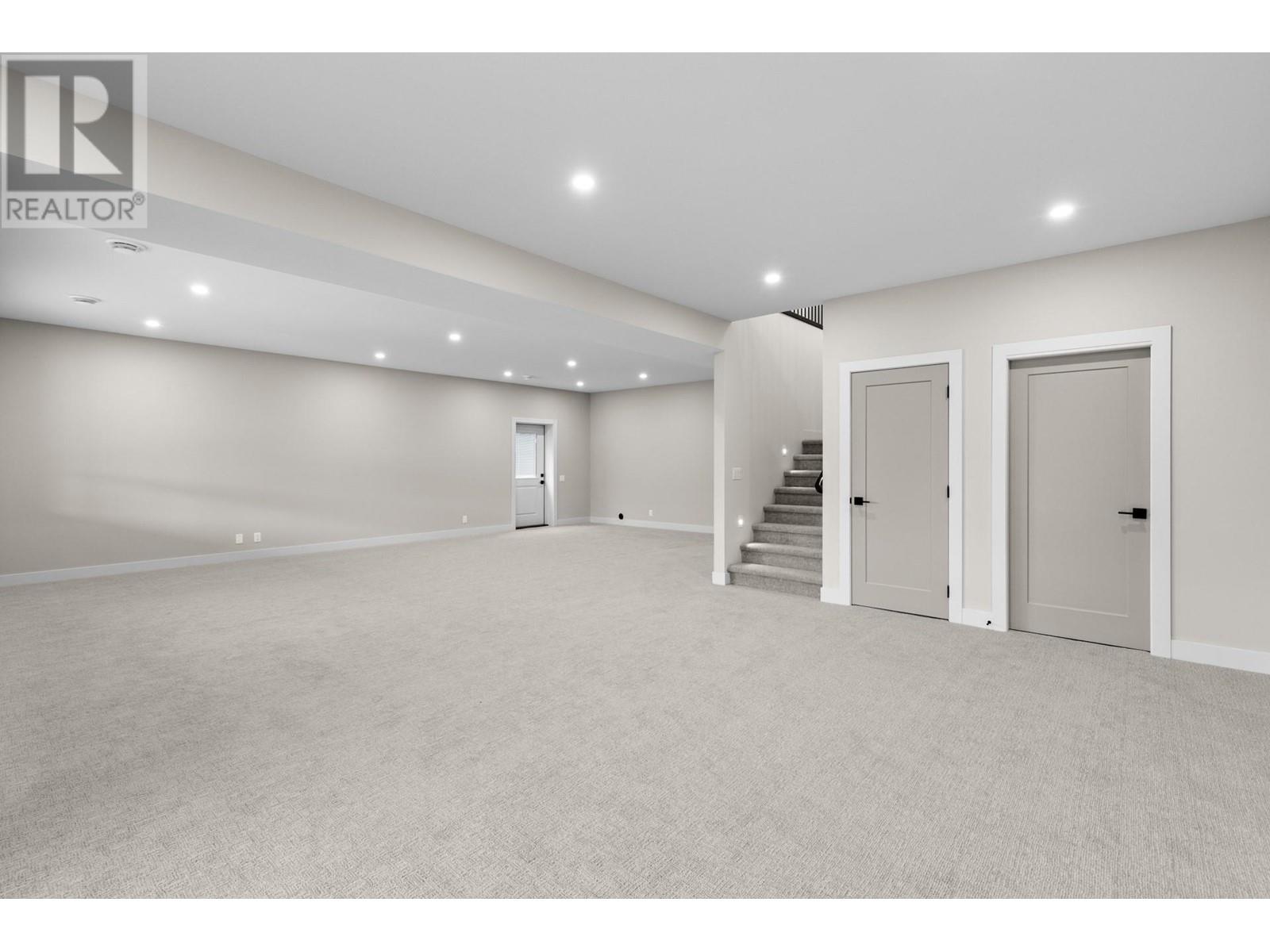 801 Melrose Street Property Photo 33