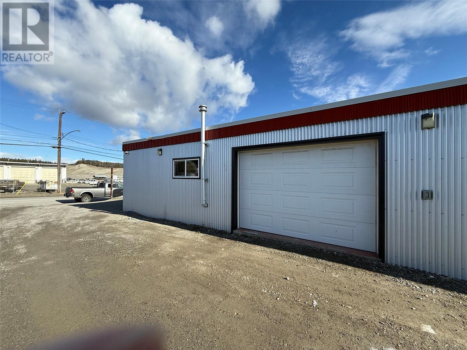 220 Cobham West Avenue Unit# A Property Photo 5