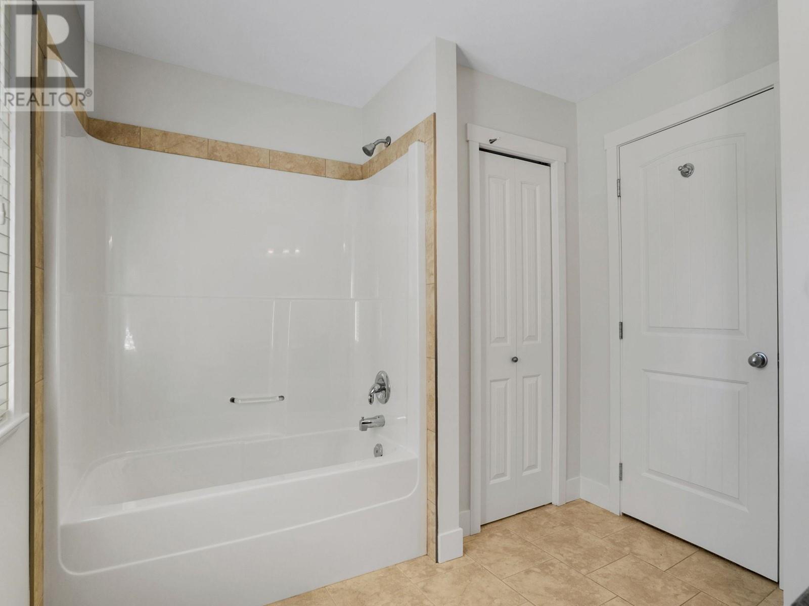 2051 Sunview Drive Unit# 4 Property Photo 28