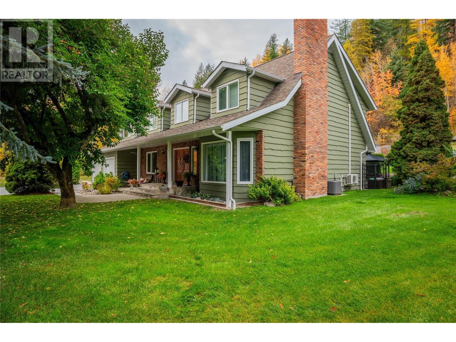 506 201 Avenue Property Photo