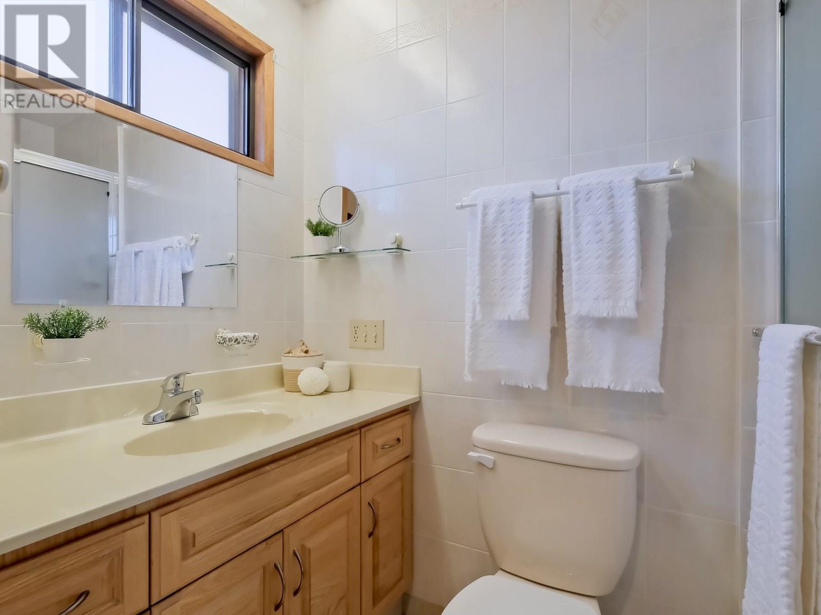 105 Spruce Road Property Photo 21
