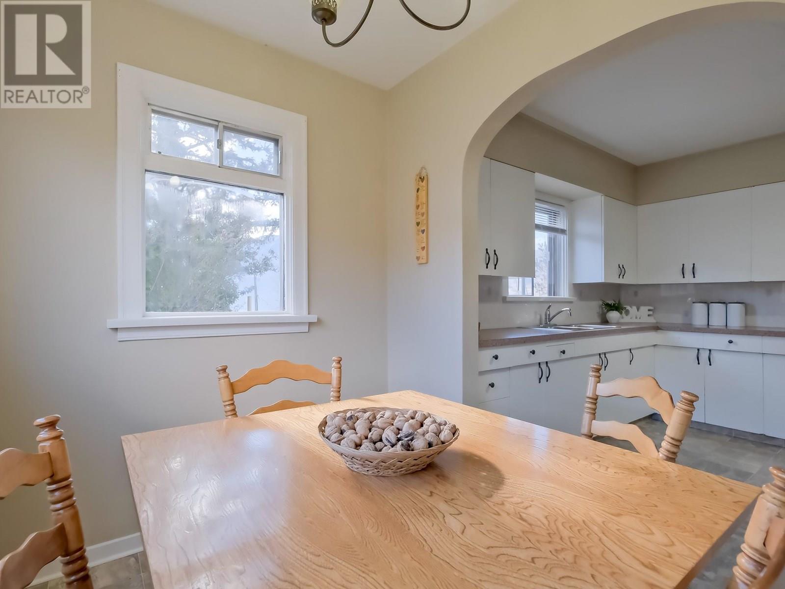105 Spruce Road Property Photo 38