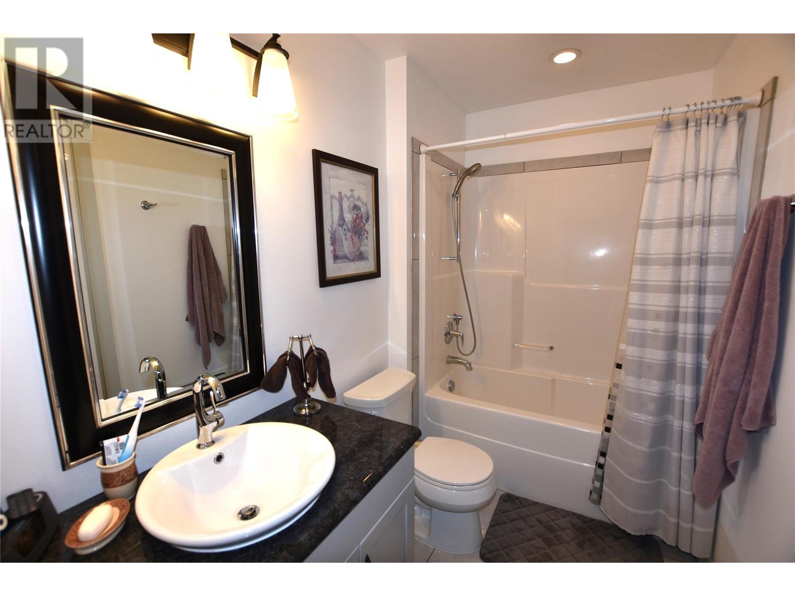 130 Deer Street Property Photo 28