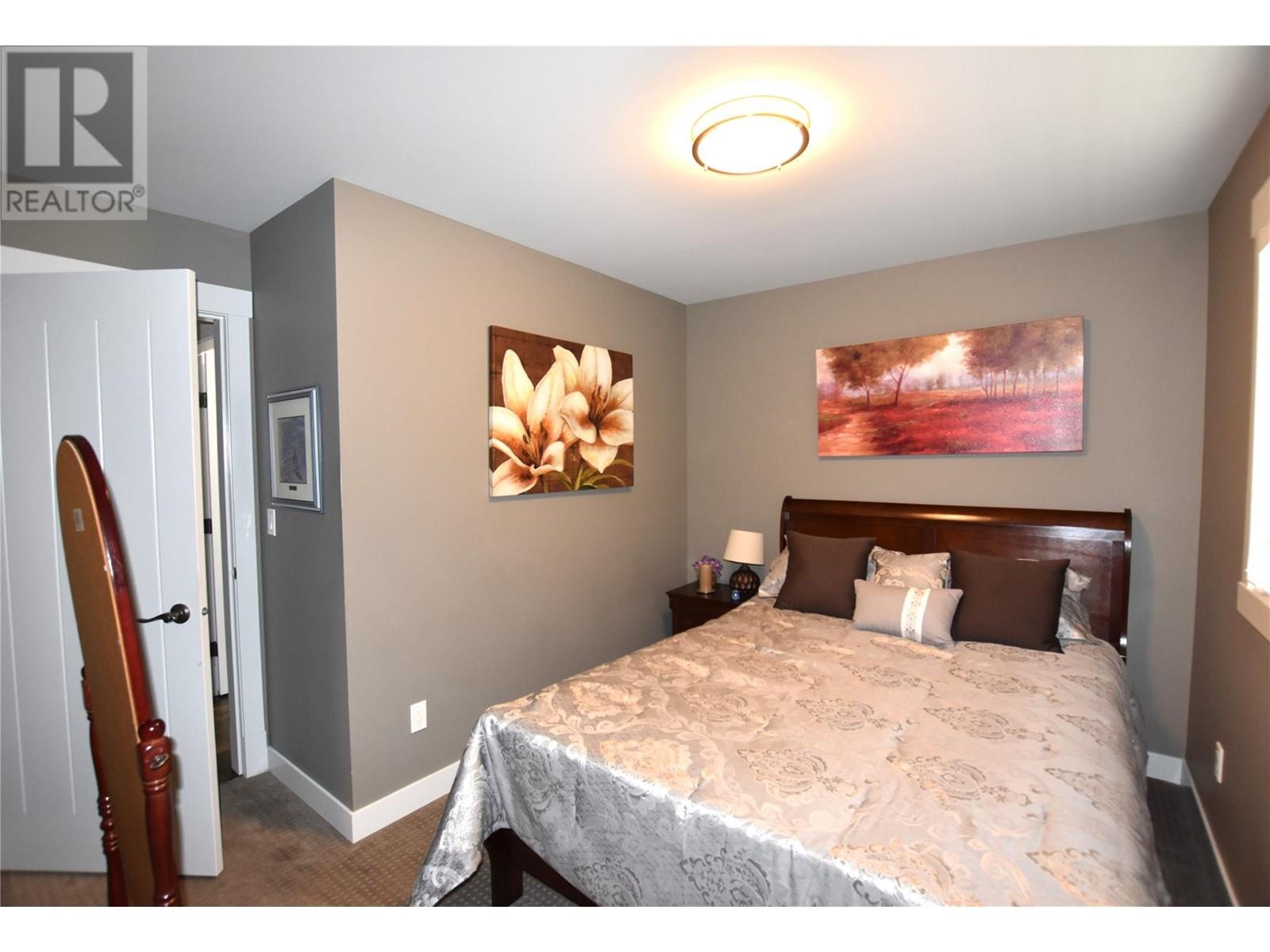 130 Deer Street Property Photo 29