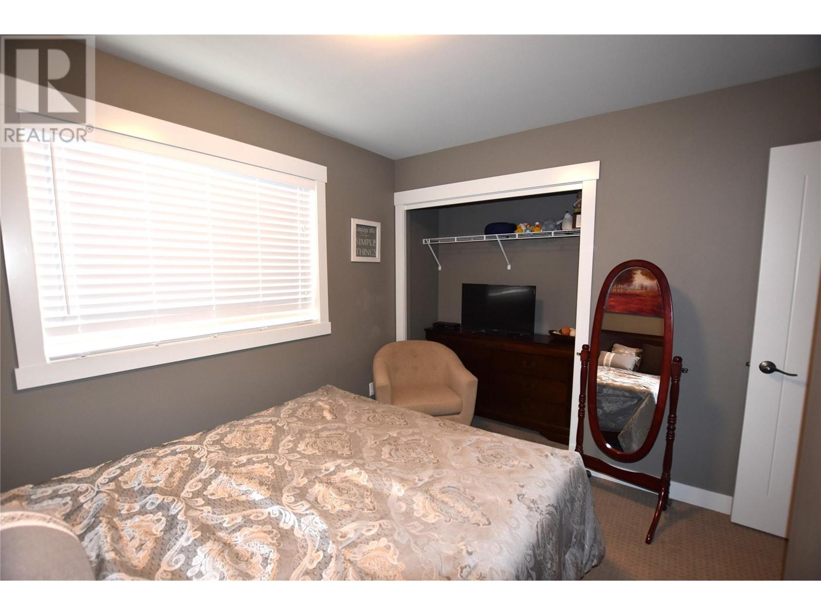 130 Deer Street Property Photo 30
