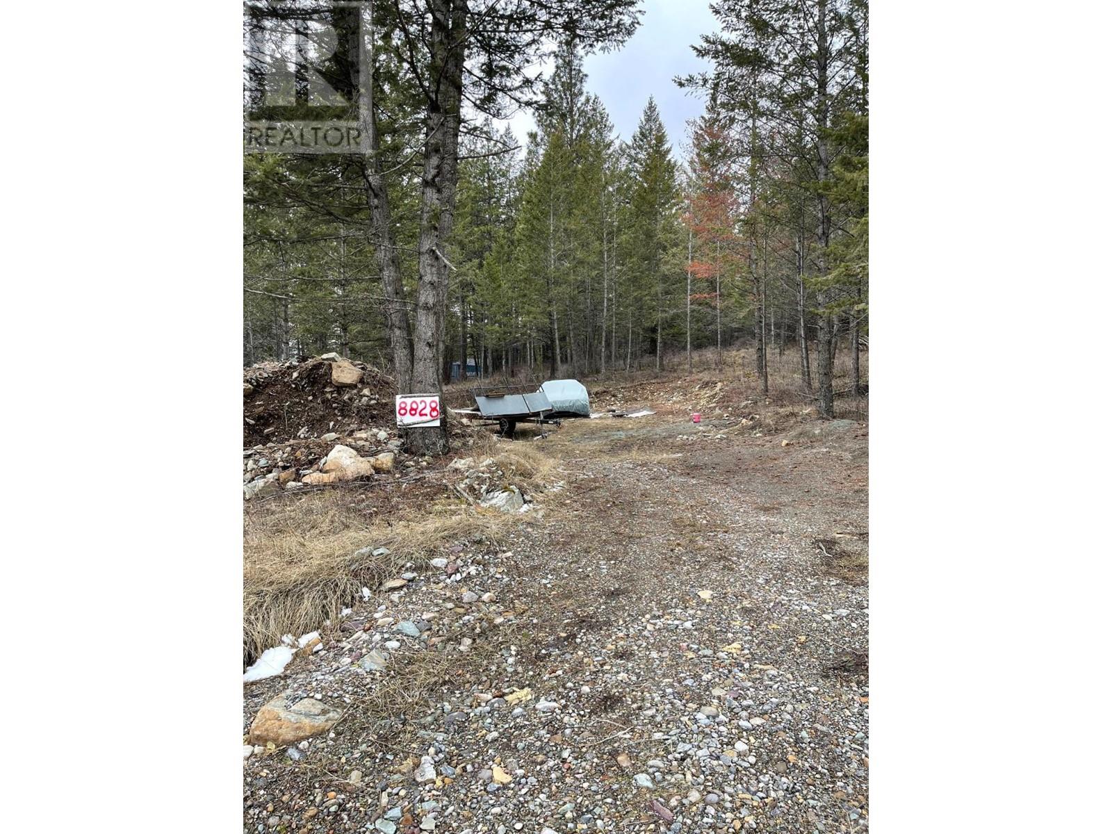 8828 North Hirtz Street Property Photo 1