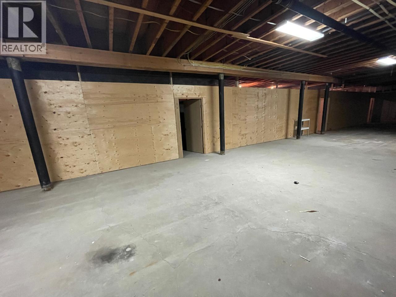 1221 7th Avenue Property Photo 6