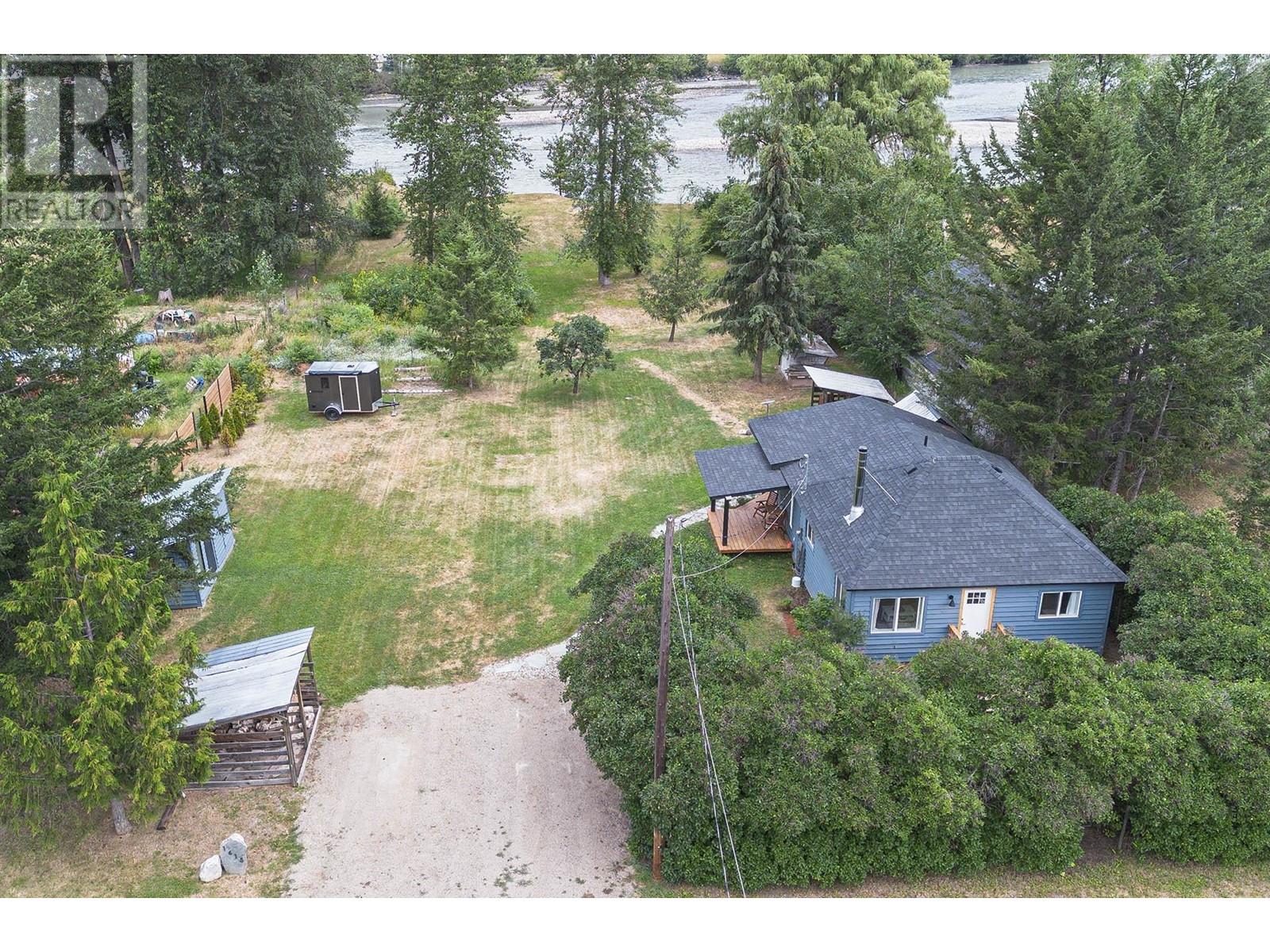 1615 Birch Island Lost Crk Road Property Photo