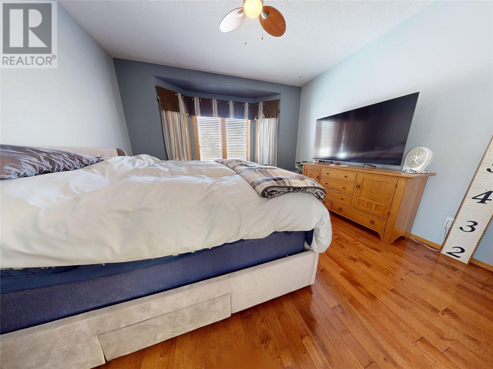 1340 92 Avenue Property Photo 13