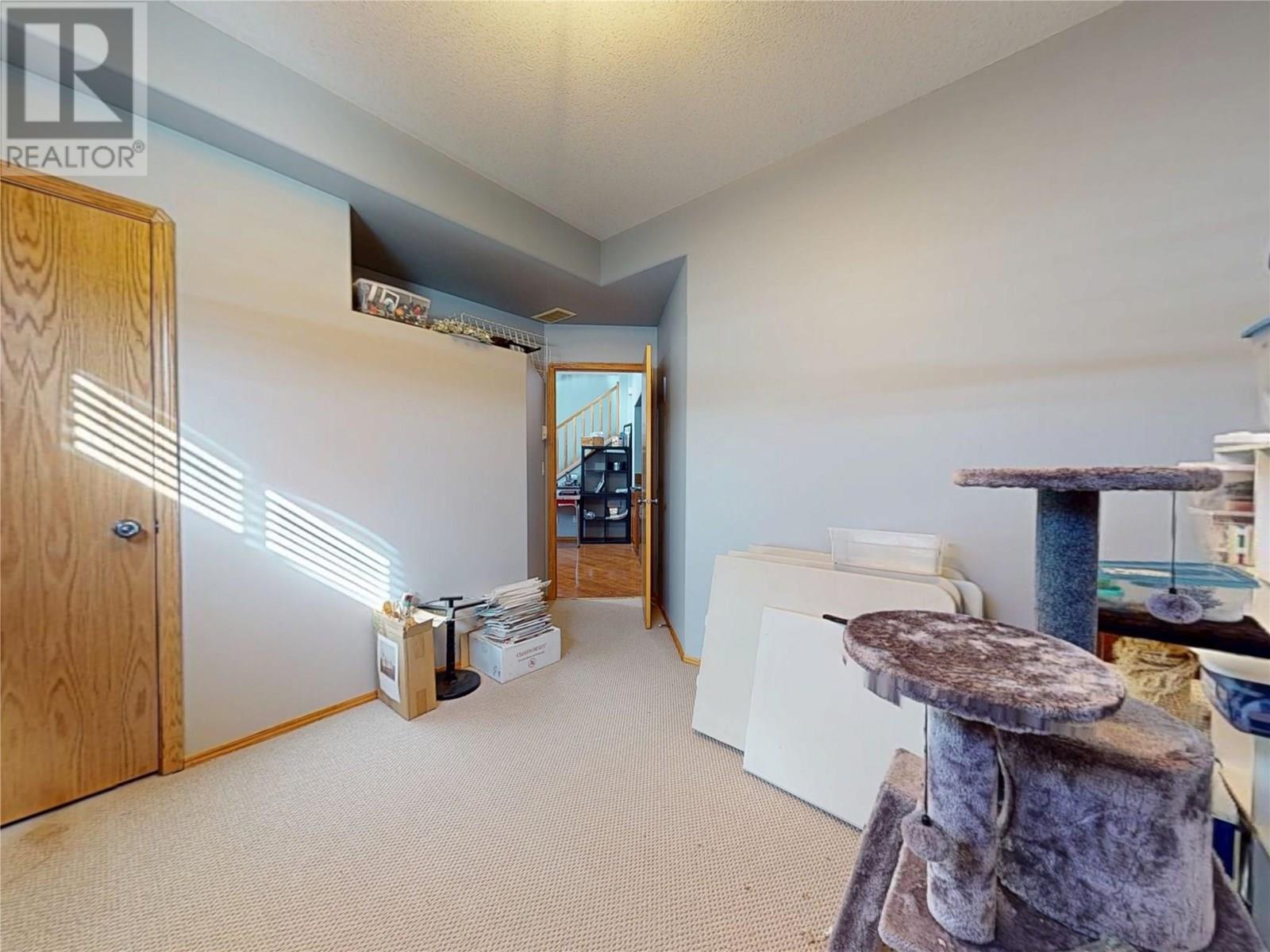 1340 92 Avenue Property Photo 28