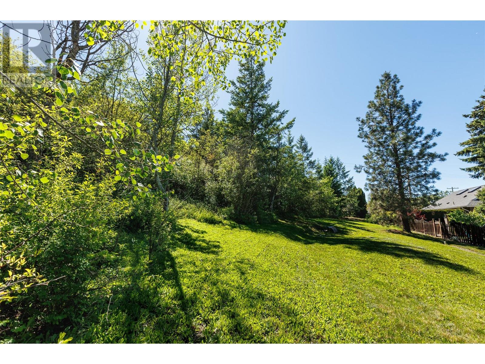 616 12th Avenue N Property Photo 5