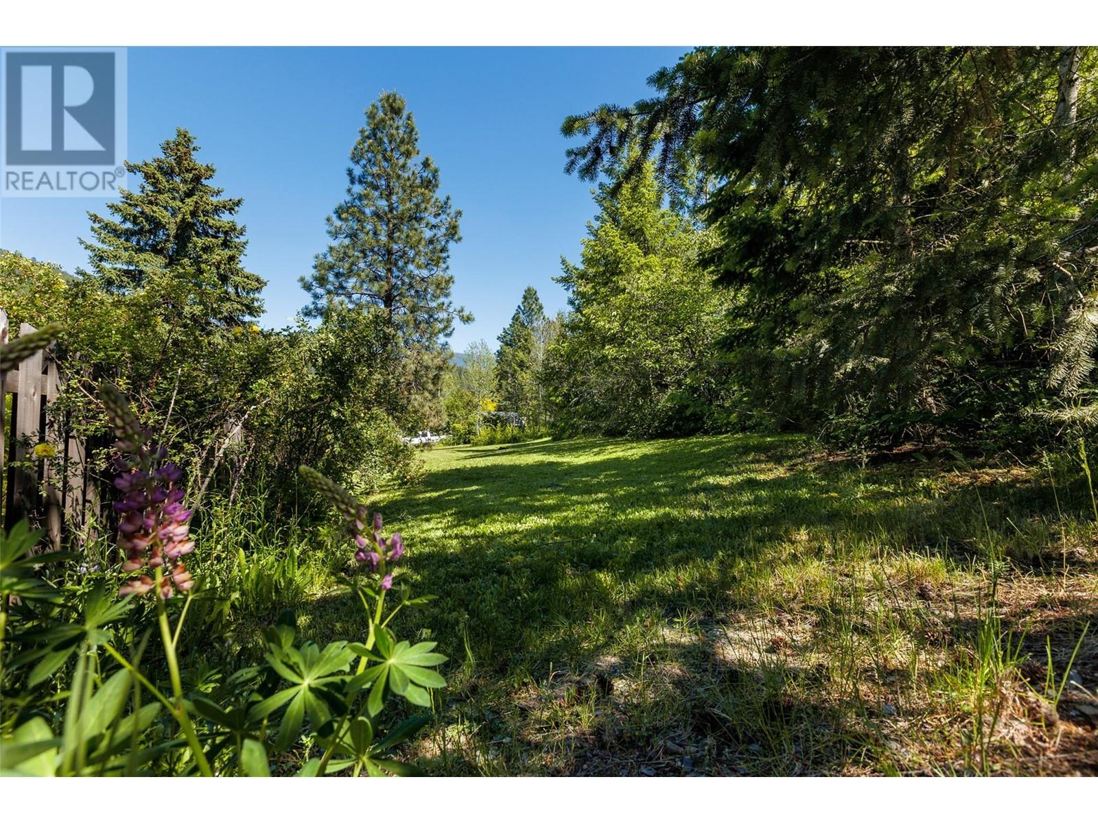 616 12th Avenue N Property Photo 8