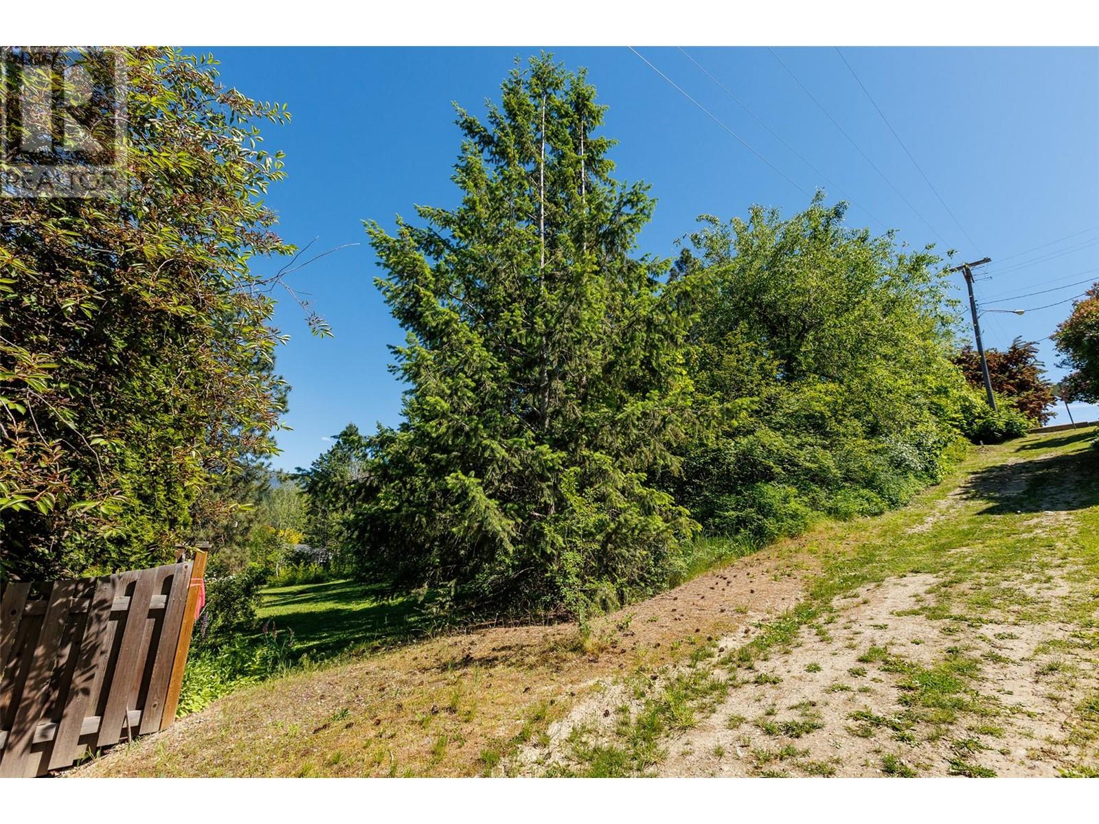 616 12th Avenue N Property Photo 11