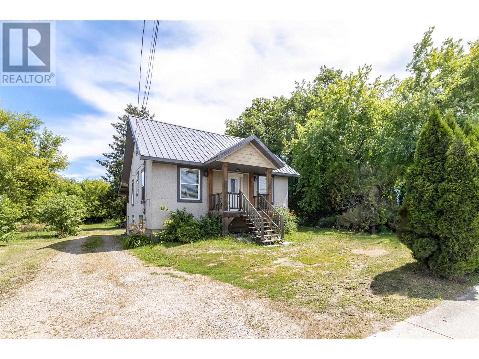 710 10 Street Sw Property Photo 1