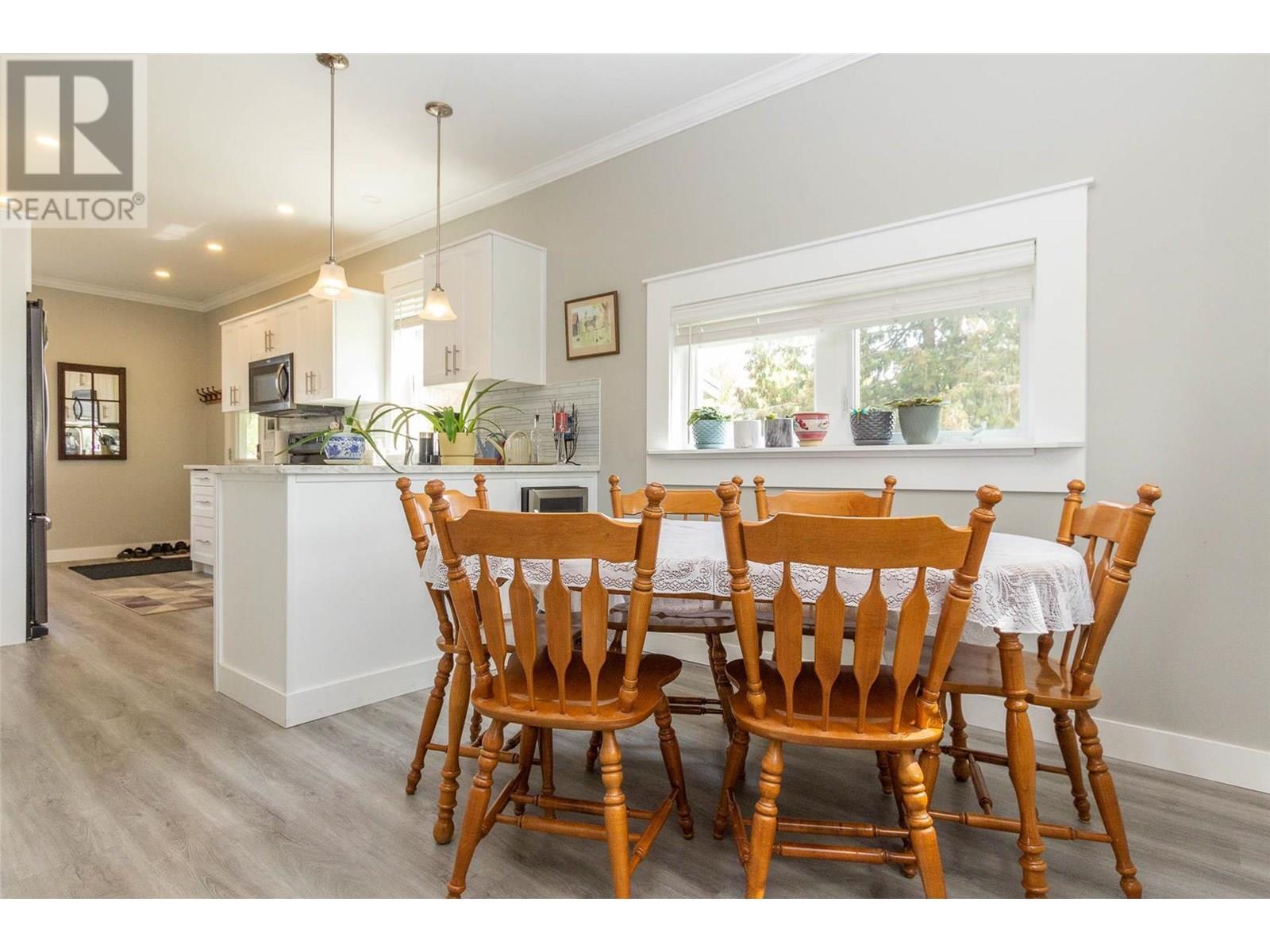 710 10 Street Sw Property Photo 12