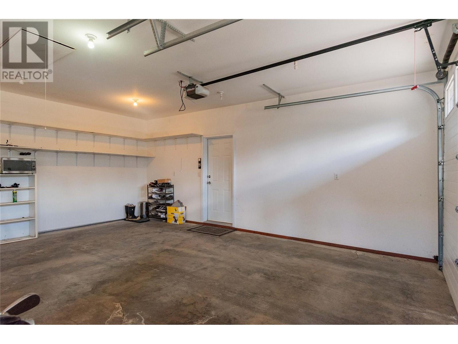 250 1st Avenue Property Photo 38
