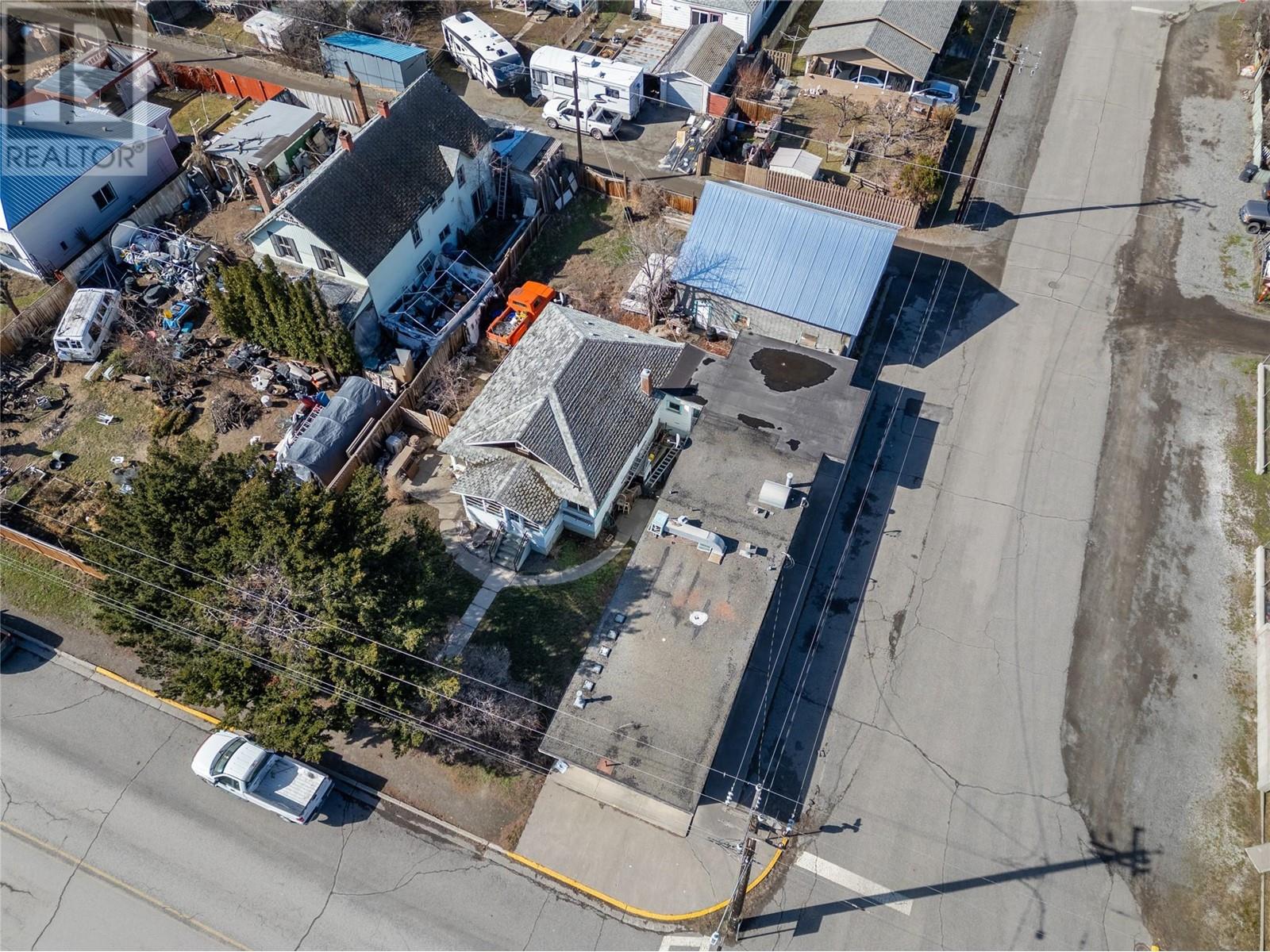 301 Brink Street Property Photo