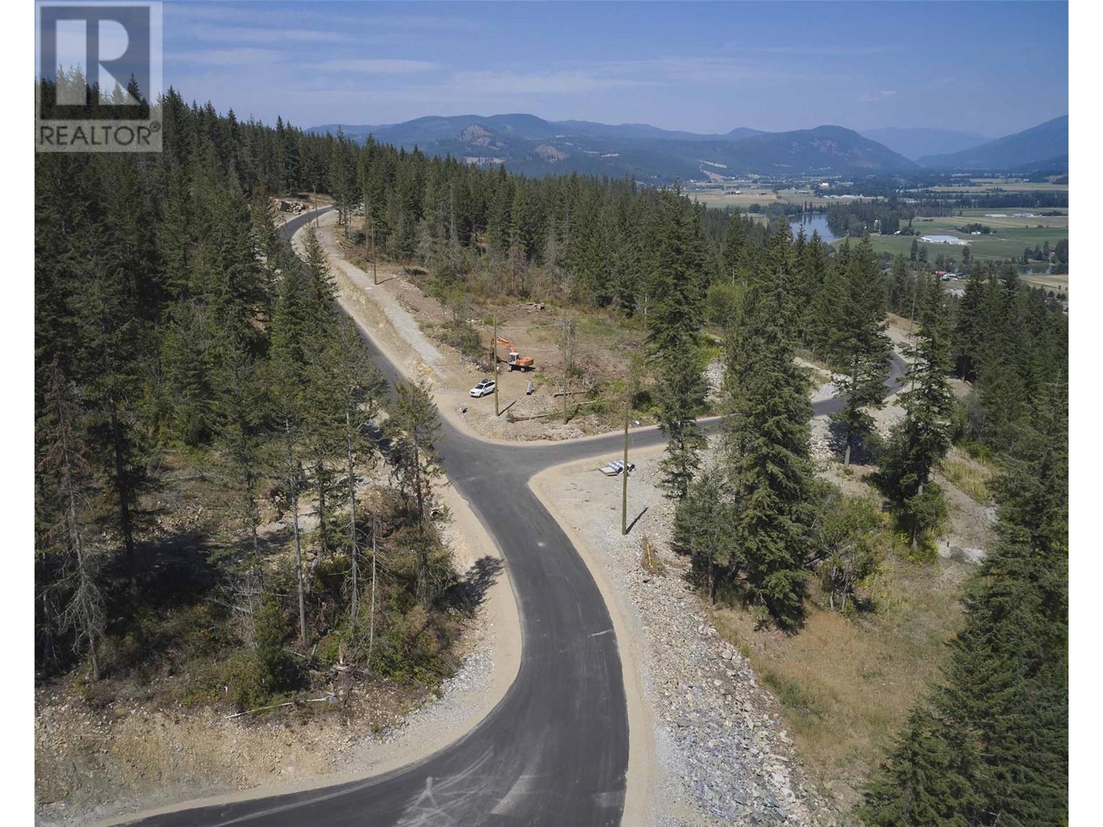 201 Crooked Pine Road Property Photo 15