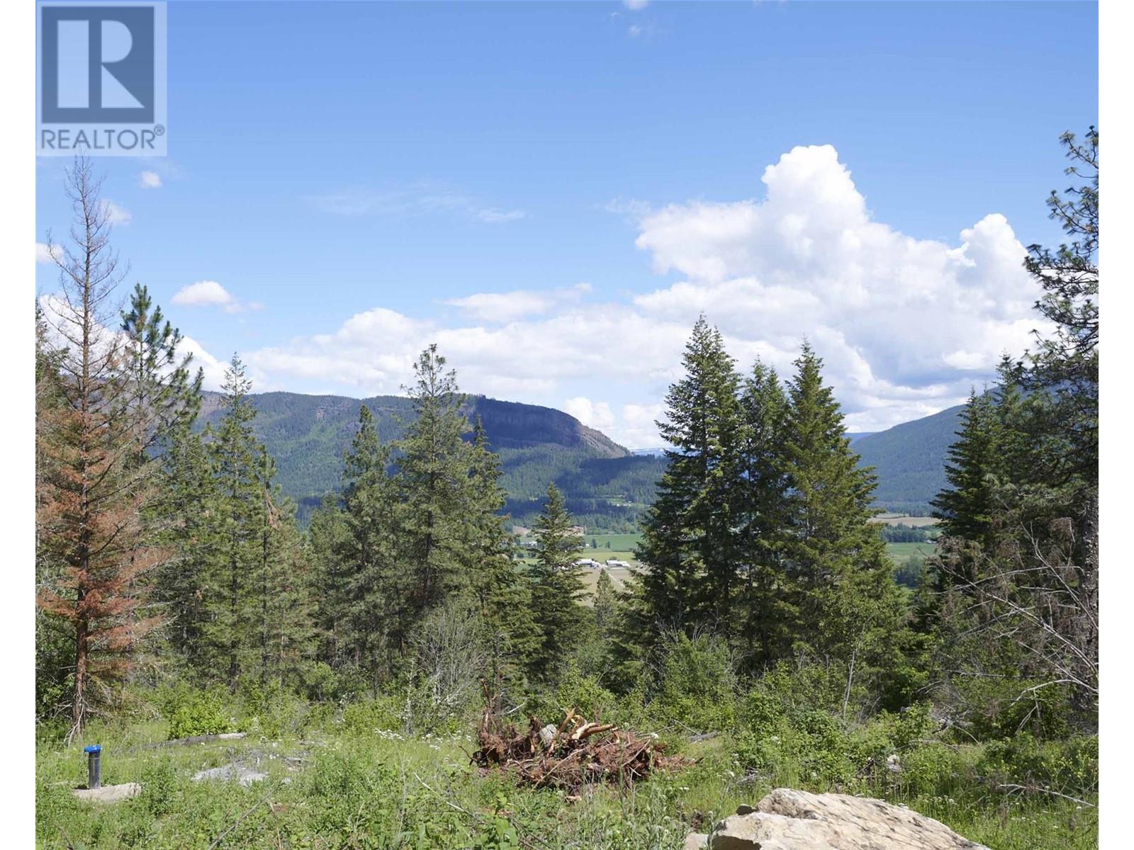 201 Crooked Pine Road Property Photo 44