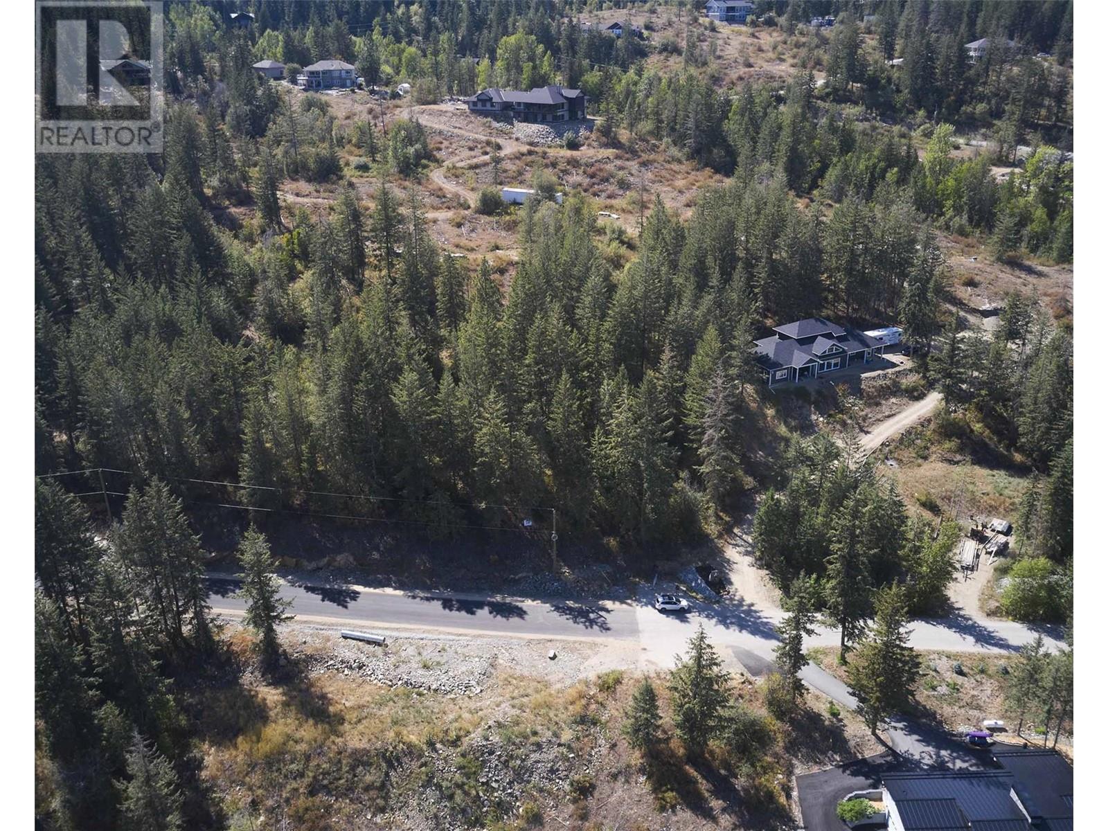 213 Crooked Pine Road Property Photo 1