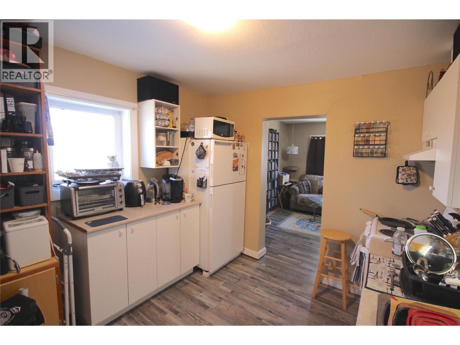 1310 108 Avenue Property Photo 5