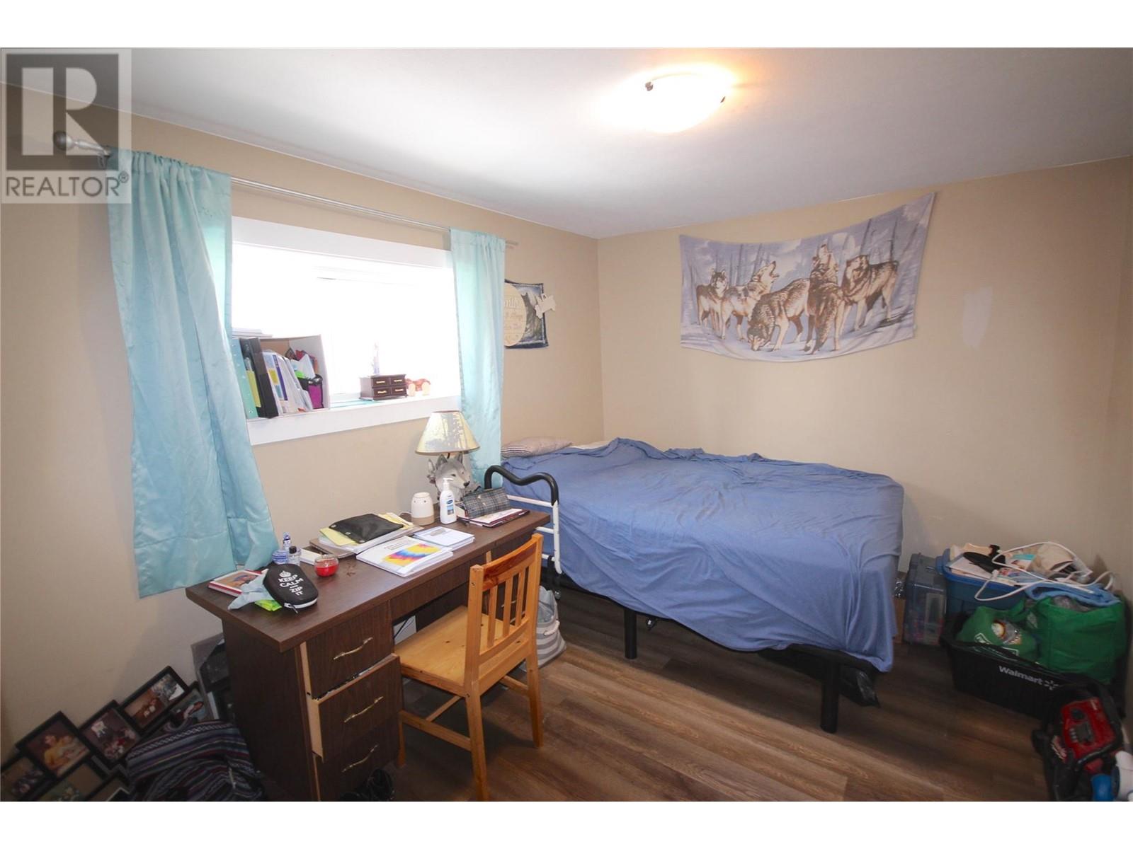 1310 108 Avenue Property Photo 12