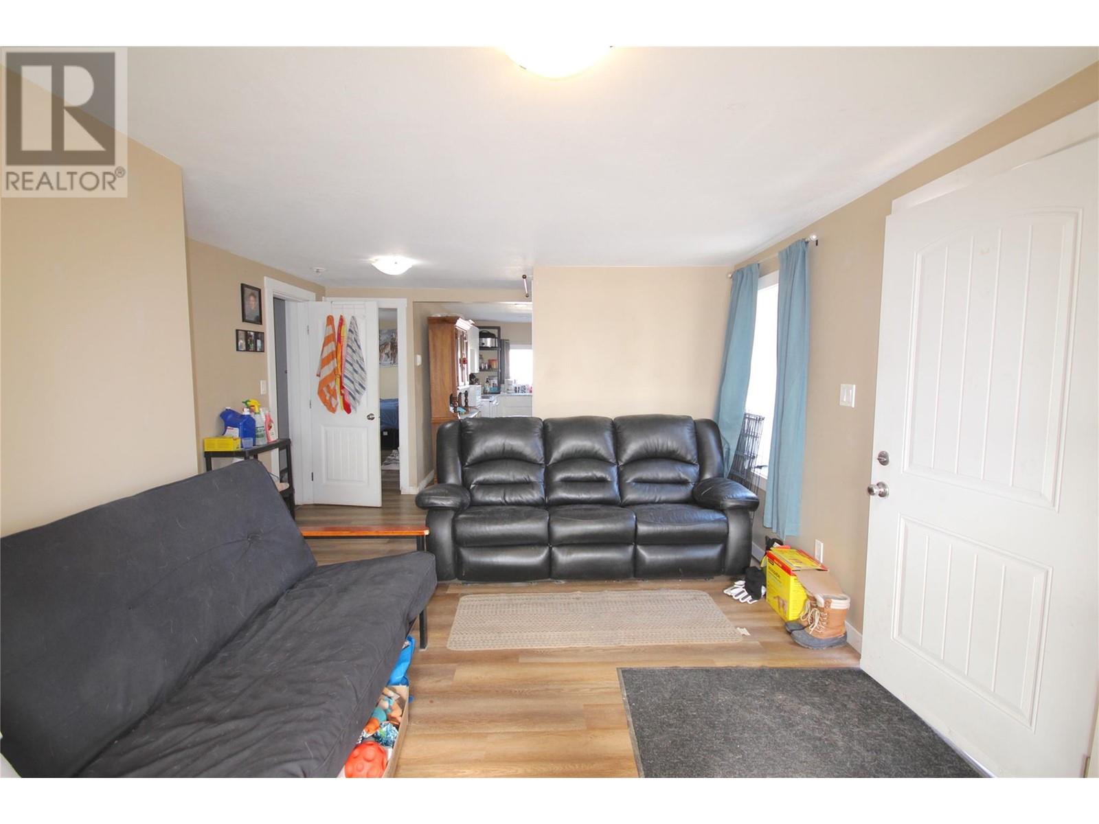 1310 108 Avenue Property Photo 15