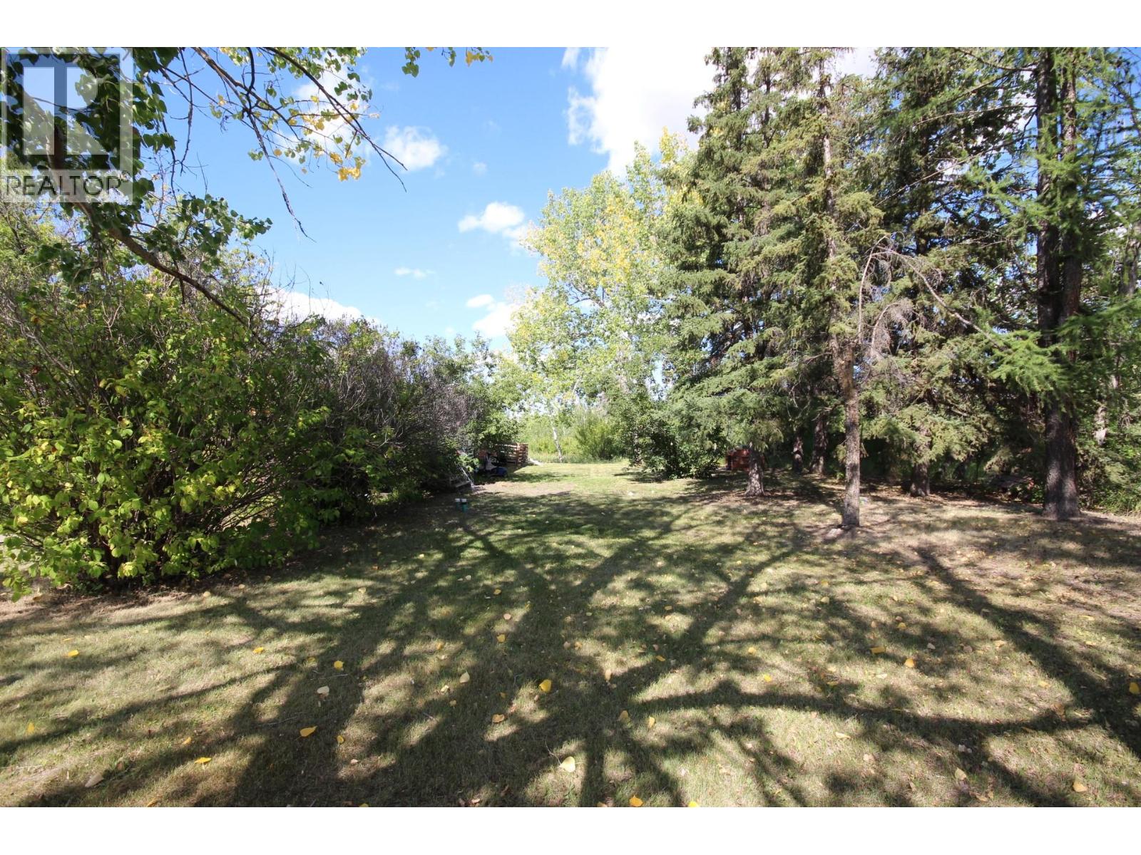 1310 108 Avenue Property Photo 18