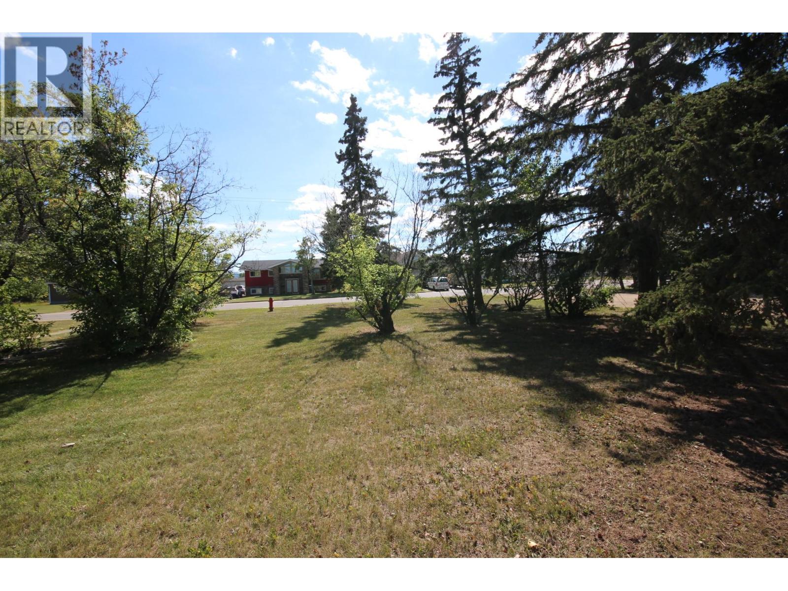 1310 108 Avenue Property Photo 21